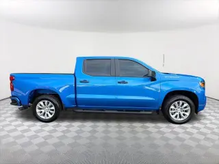 Chevrolet Silverado 1500 2025 4x2 Custom 4dr Crew Cab 5.8 ft. CB