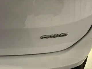 Ford Edge 2022 AWD SEL 4dr Crossover