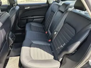 Fusión de Ford Hybrid 2018 SE 4dr Sedán
