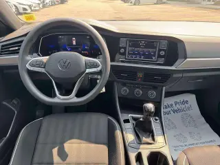 Volkswagen Jetta 2022 Sport 4dr Sedan 6M
