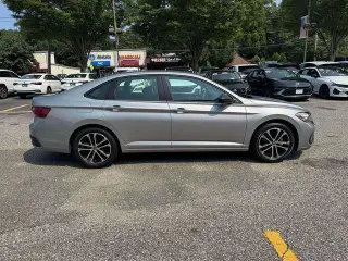 Volkswagen Jetta 2022 Sport 4dr Sedan 6M