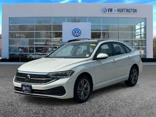 Volkswagen Jetta 2023 SE 4dr Sedán