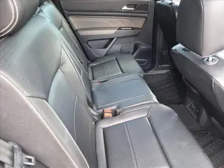 Volkswagen Atlas Cross Sport 2022 V6 SE 4dr SUV con tecnología