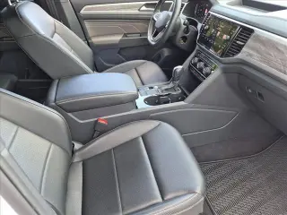Volkswagen Atlas Cross Sport 2022 V6 SE 4dr SUV con tecnología