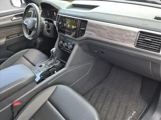 Volkswagen Atlas Cross Sport 2022 V6 SE 4dr SUV con tecnología