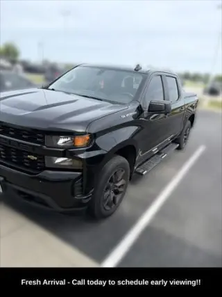 Chevrolet Silverado 1500 2021 4x4 Custom 4dr Crew Cab 5.8 ft. SB