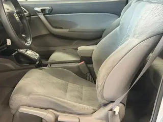 Honda Civic 2008 LX 2dr Coupe 5A