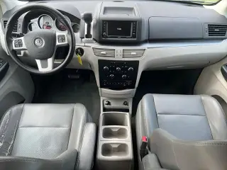 Volkswagen Routan 2012 SE 4dr Mini-Van