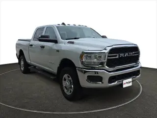 Ram 2500 2021 4x4 Tradesman 4p Cab de Tripulacion 6.3 ft. CA Camioneta
