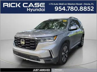 Honda Pilot 2025 Touring 4p SUV