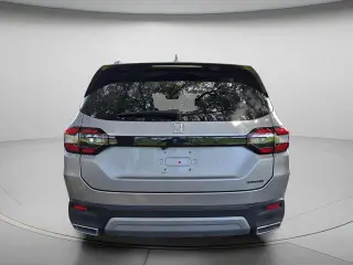 Honda Pilot 2025 Touring 4p SUV