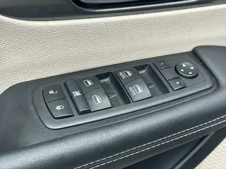 Chrysler Pacifica Plug-In Hybrid 2024 Select 4dr Mini-Van