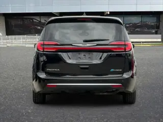 Chrysler Pacifica Plug-In Hybrid 2024 Select 4dr Mini-Van