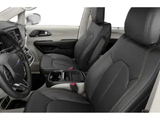 Chrysler Pacifica 2018 Touring Plus 4dr Mini-Van
