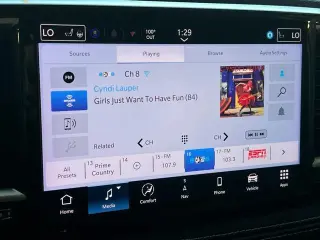 Chrysler Pacifica Plug-In Hybrid 2024 Select 4dr Mini-Van