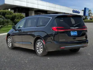 Chrysler Pacifica Plug-In Hybrid 2024 Select 4dr Mini-Van