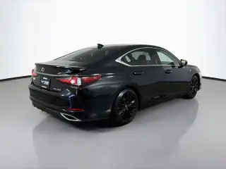 Lexus ES 350 2023 F SPORT Handling 4dr Sedan