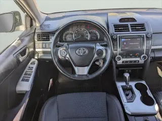 Toyota Camry 2014 SE 4p Sedan