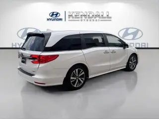 Honda Odyssey 2023 Touring 4p Mini-Van
