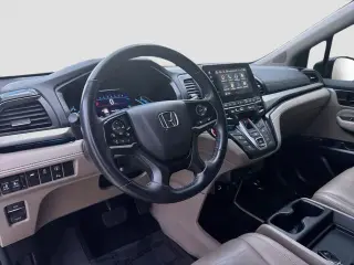 Honda Odyssey 2023 Touring 4p Mini-Van