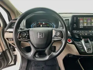 Honda Odyssey 2023 Touring 4p Mini-Van