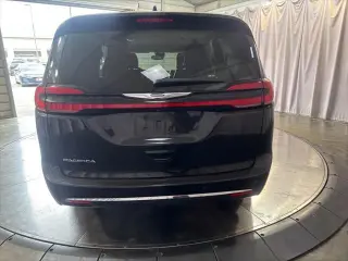 Chrysler Pacifica 2024 Touring L 4dr Mini-Van