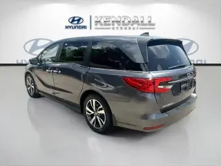 Honda Odyssey 2023 Touring 4p Mini-Van