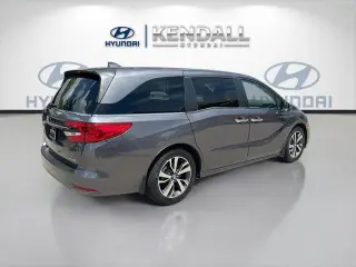 Honda Odyssey 2023 Touring 4p Mini-Van