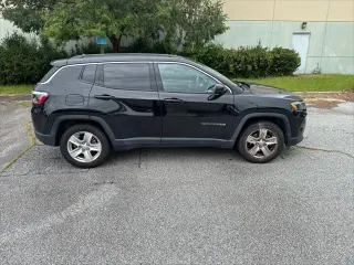 Jeep Compass 2022 Latitude 4dr SUV