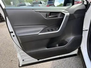 Toyota RAV4 Híbrido 2024 AWD LE 4dr SUV