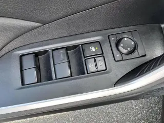 Toyota RAV4 Híbrido 2024 AWD LE 4dr SUV