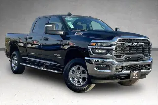 Ram 2500 2026 4x4 Big Horn 4p Puerta de Tripulación 6,3 ft. CA Camión