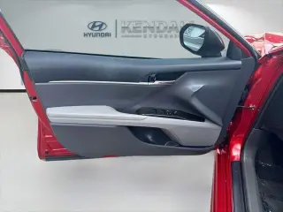 Toyota Camry 2022 SE 4p Sedan