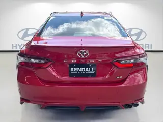 Toyota Camry 2022 SE 4p Sedan
