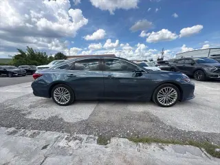 Toyota Avalon Hybrid 2021 Limited Sedán 4 puertas