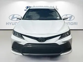 Toyota Camry 2023 LE 4p Sedan
