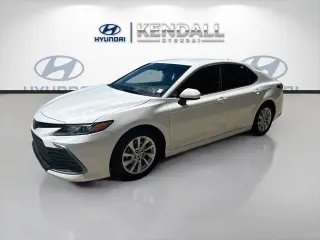Toyota Camry 2023 LE 4p Sedan