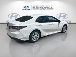 Toyota Camry 2023 LE 4p Sedan