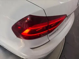 Volkswagen Passat 2018 2.0T SE 4dr Sedan