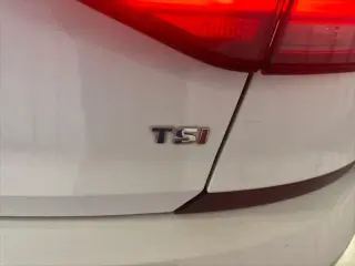 Volkswagen Passat 2018 2.0T SE 4dr Sedan