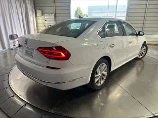Volkswagen Passat 2018 2.0T SE 4dr Sedan