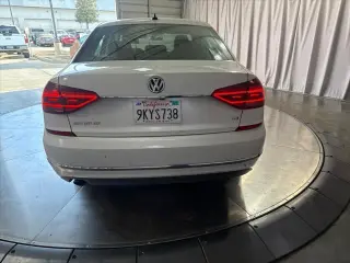 Volkswagen Passat 2018 2.0T SE 4dr Sedan