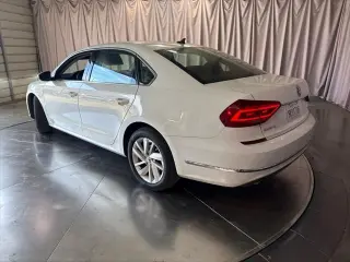 Volkswagen Passat 2018 2.0T SE 4dr Sedan