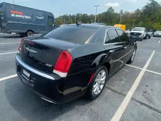 Chrysler 300 2018 AWD Limited 4dr Sedán