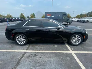 Chrysler 300 2018 AWD Limited 4dr Sedán