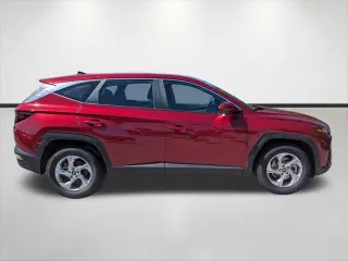 Hyundai TUCSON 2024 SE 4dr SUV