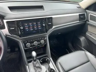 Volkswagen Atlas 2023 AWD V6 SE 4Motion 4dr SUV con Tecnología