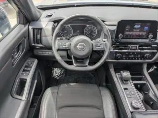 Nissan Pathfinder 2024 ATV Rock Creek 4p SUV