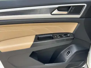 Volkswagen Atlas Cross Sport 2021 V6 SEL R-Line 4dr SUV