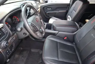 Nissan Titan 2024 4x4 PRO-4X 4p Cabaña de Tripulación 5.6 ft. SB